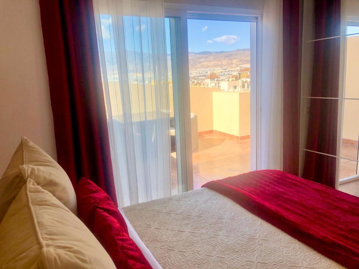 Atico Deluxe Entre Centro Y Playa Salinas Con Terraza, Wifi, Piscina Climatizada, Gym, Sauna Y Garaje -Smart Tv Ροκέτας ντε Μαρ Εξωτερικό φωτογραφία